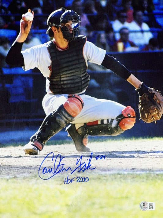 Carlton Fisk Autographed Boston Red Sox Catching "HOF 2000" 11x14 Beckett