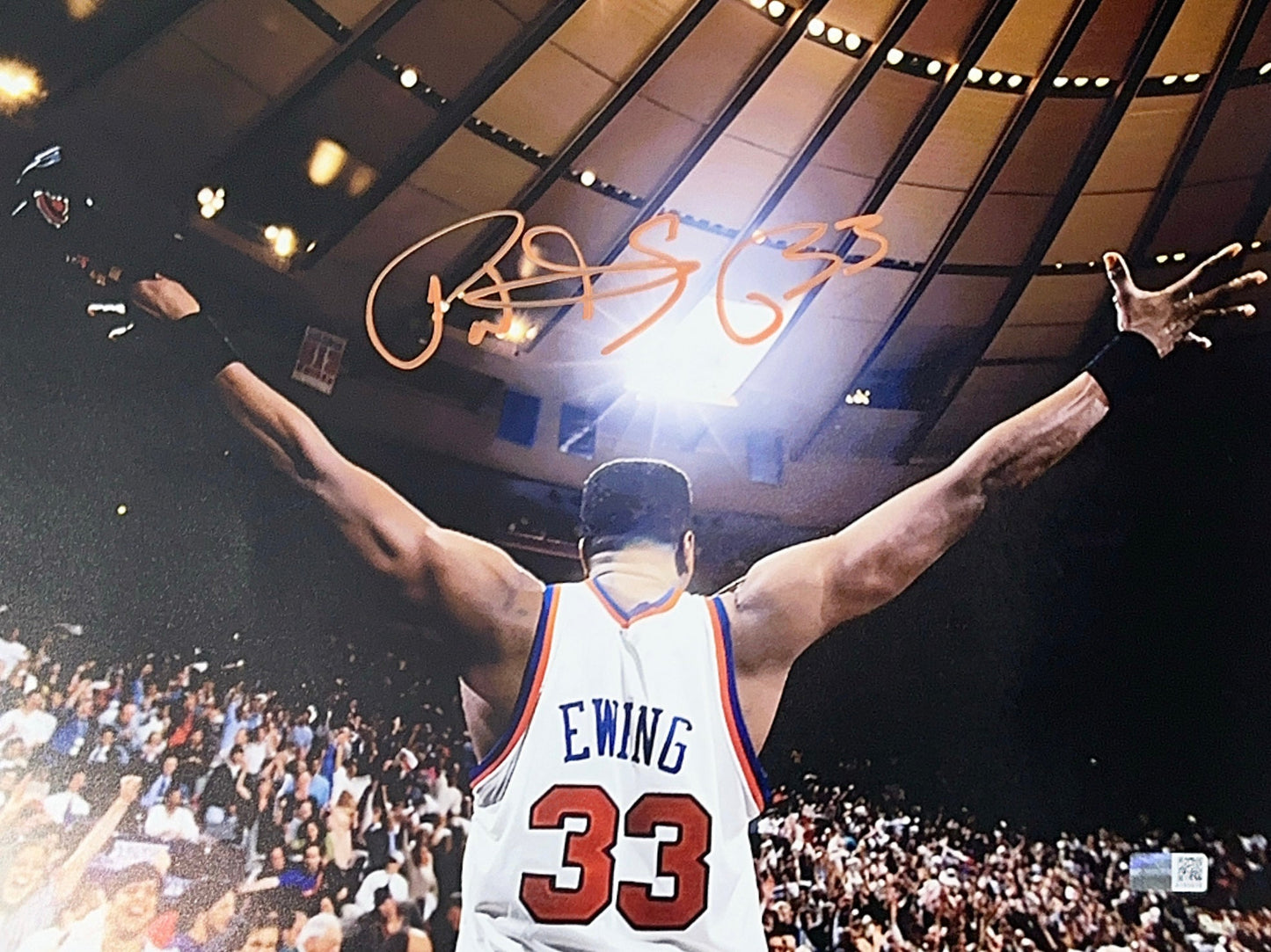 Patrick Ewing Autographed New York Knicks Arms Out 11x14 Photo Steiner CX