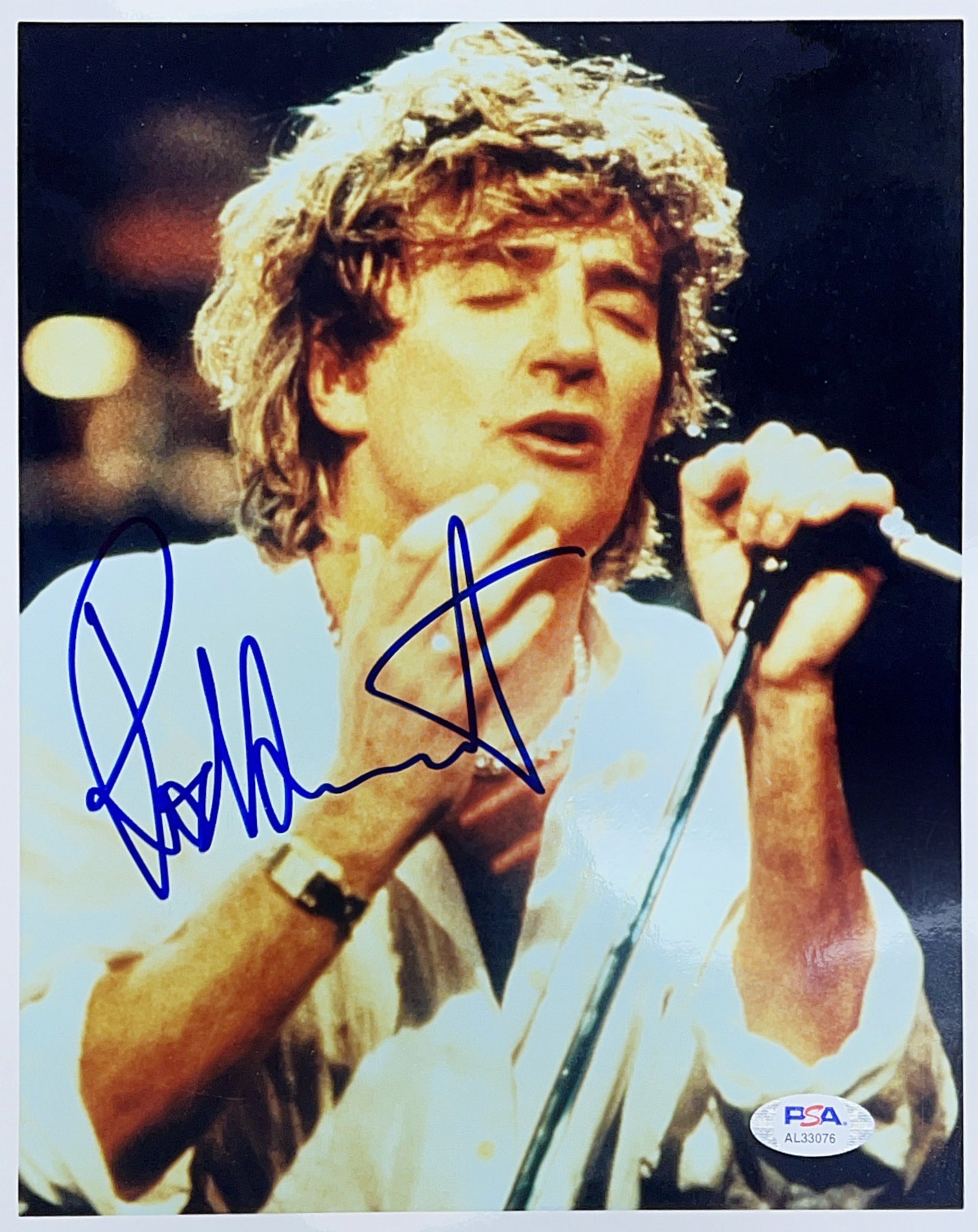 Rod Stewart Autographed Singing 8x10 PSA