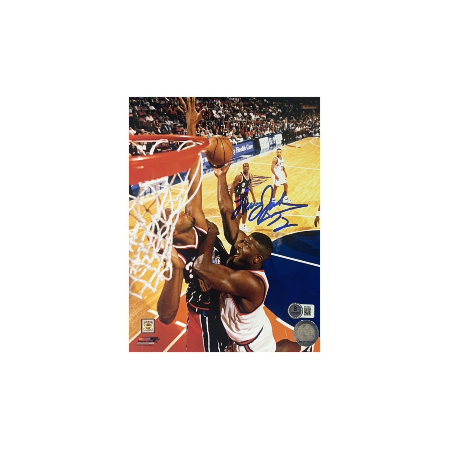 Larry Johnson Autographed New York Knicks Dunk 8x10 Beckett