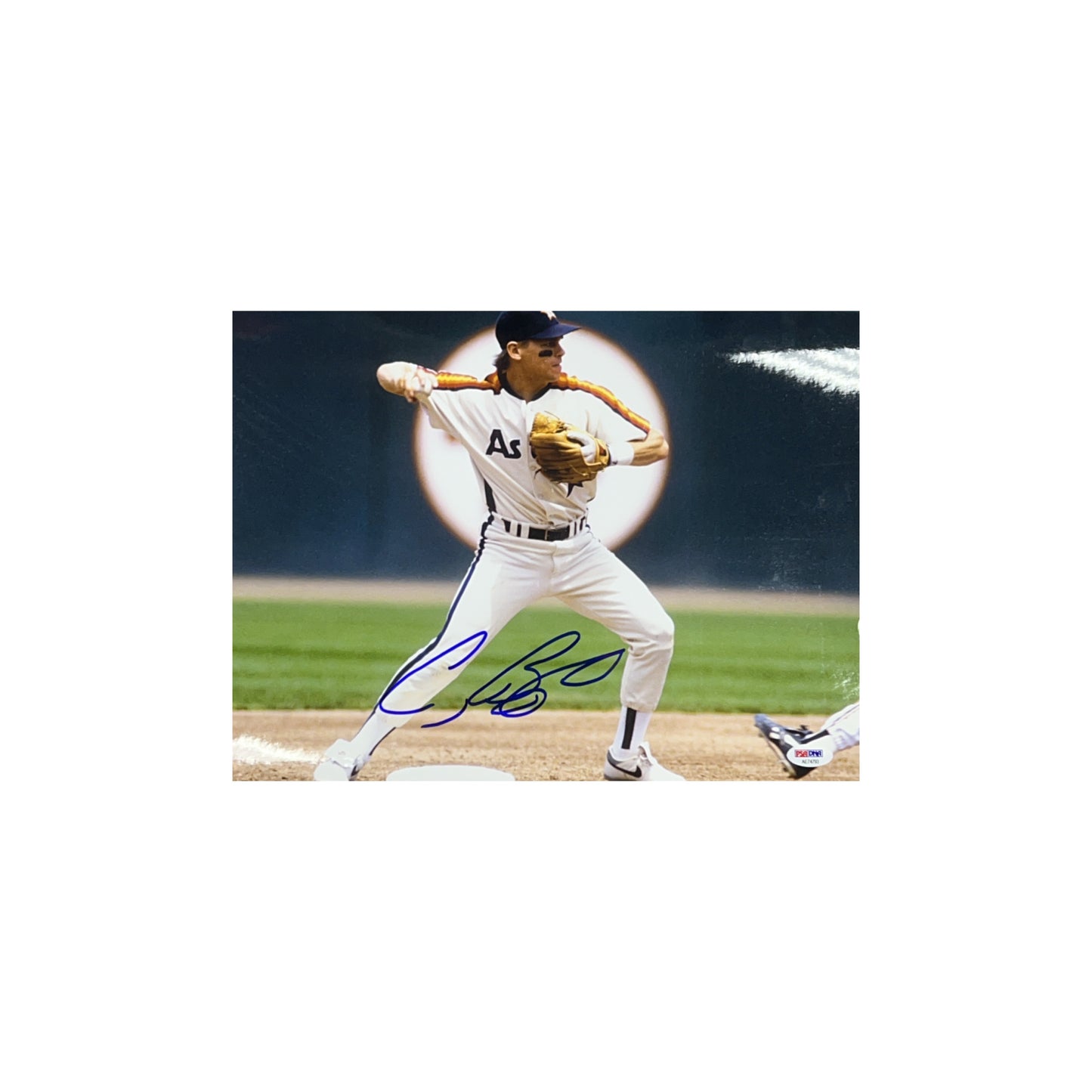 Craig Biggio Autographed Houston Astros Fieding 11x14 PSA