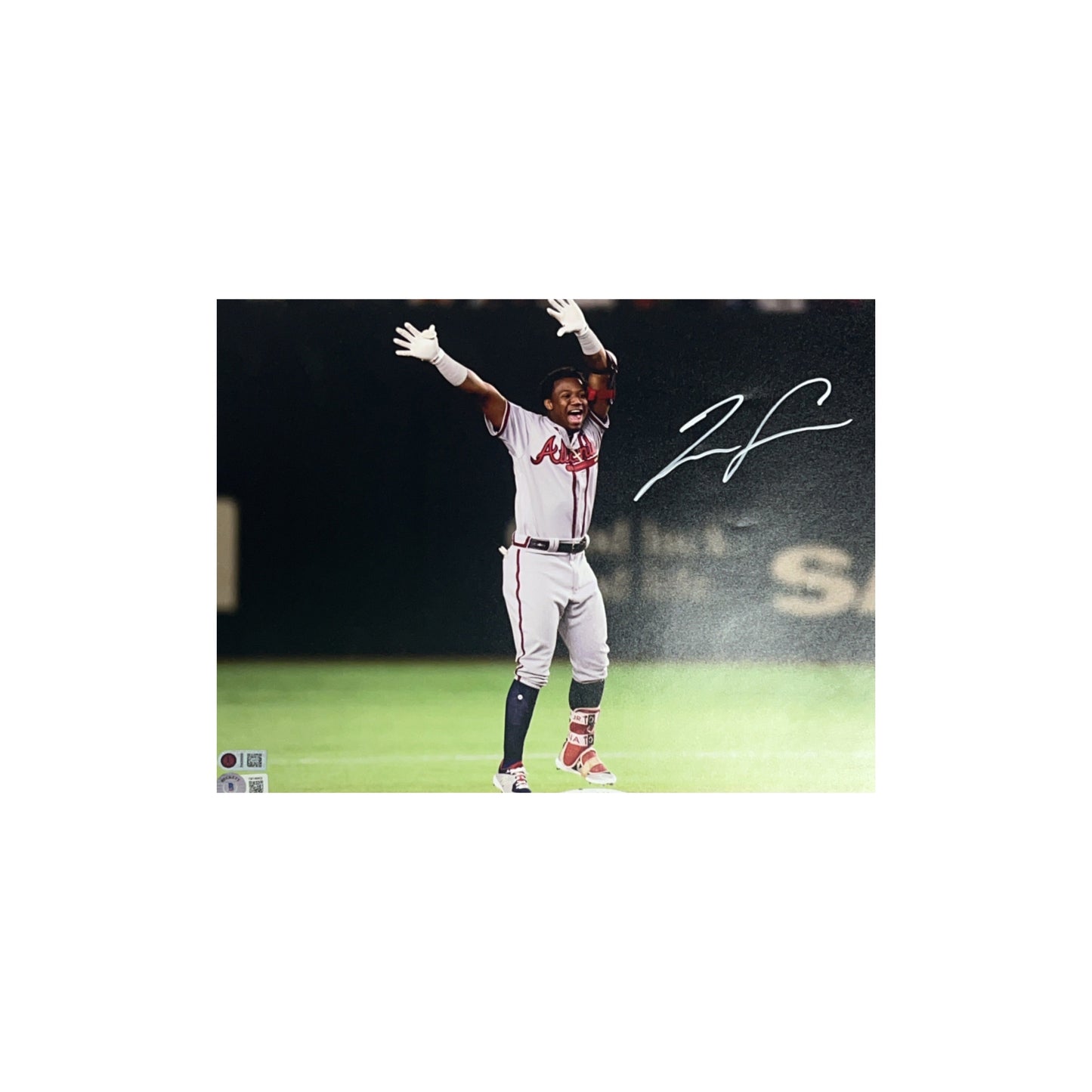 Ronald Acuna Jr Autographed Atlanta Braves Horizontal Hands Up 11x14 Beckett