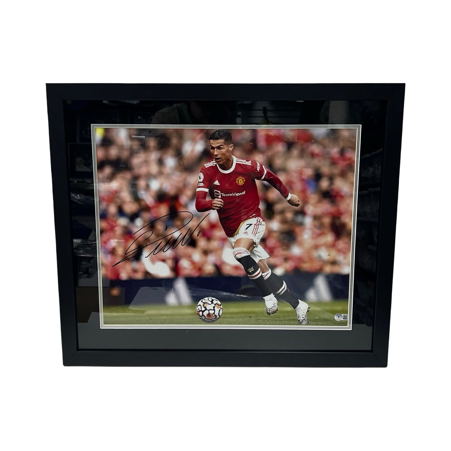 Cristiano Ronaldo Autographed Dribbling 16x20 Photo Beckett - Framed
