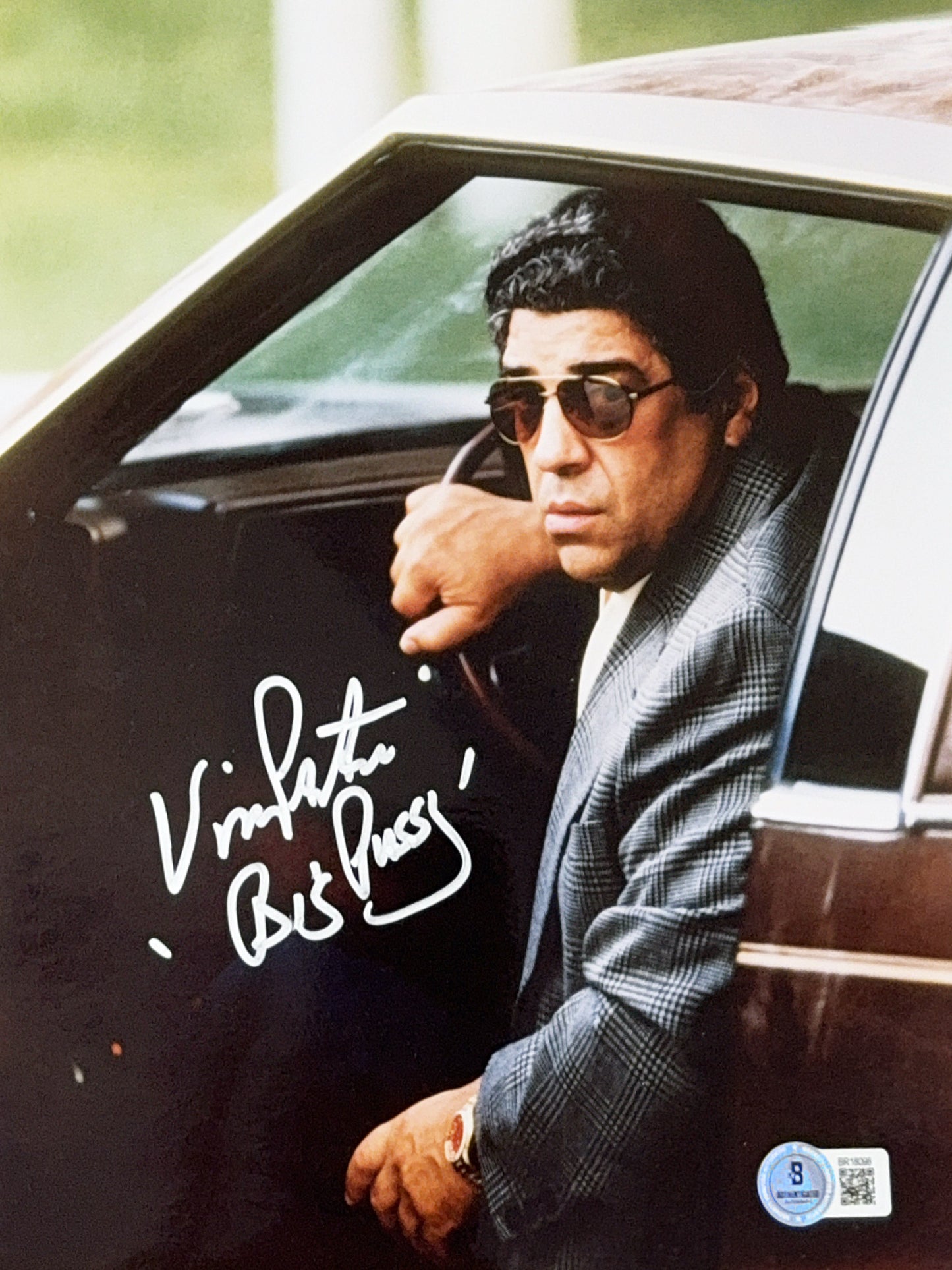 Vincent Pastore Sopranos Autographed In Car 8x10 Big Pussy Beckett