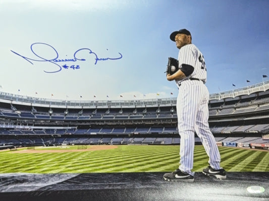 Mariano Rivera Autographed New York Yankees Empty Stadium 11x14 Steiner