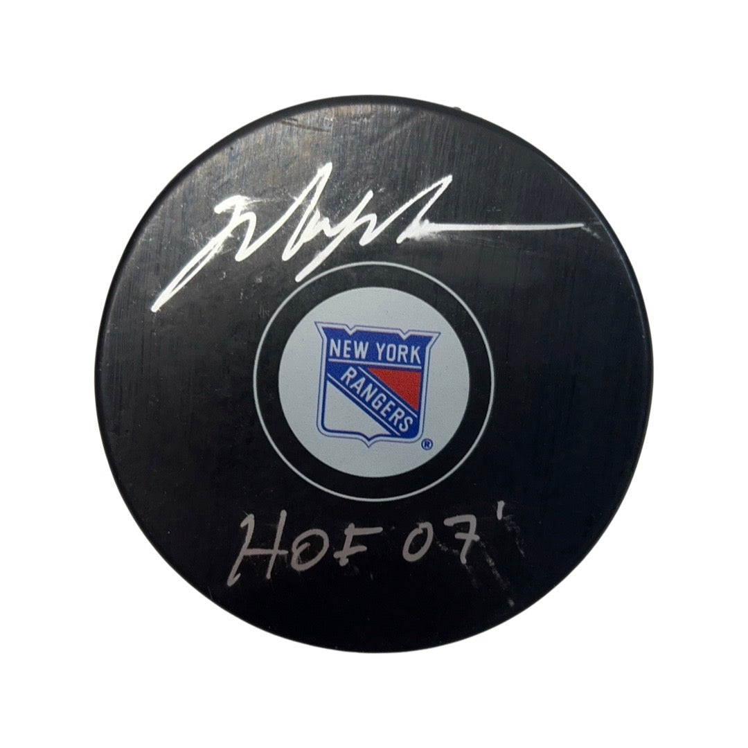 Mark Messier Autographed New York Rangers Logo Puck HOF 07 Inscription Steiner CX