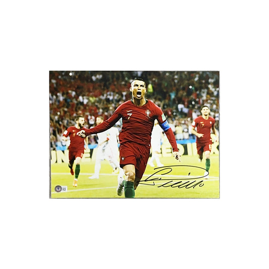 Cristiano Ronaldo Autographed Portugal 11x14 Photo Beckett