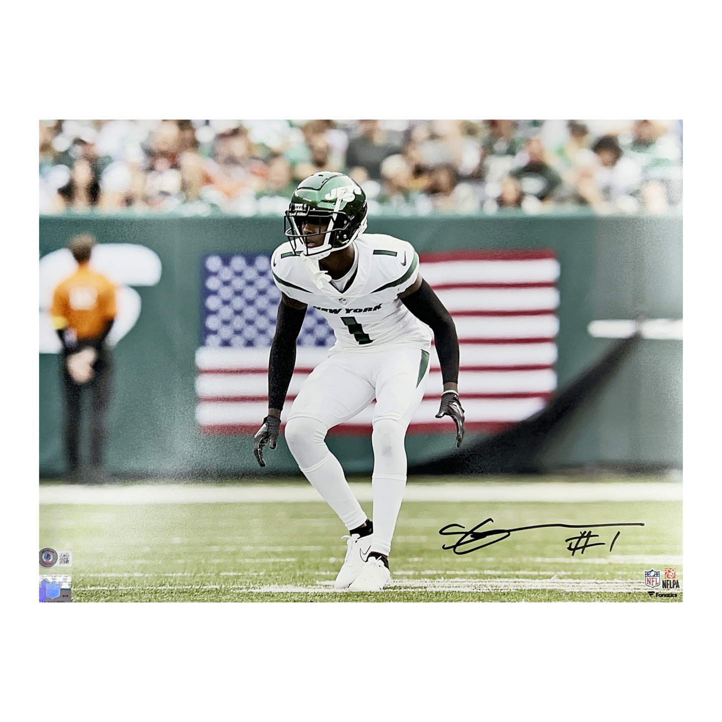 Sauce Gardner Autographed New York Jets USA Flag 16x20 Beckett