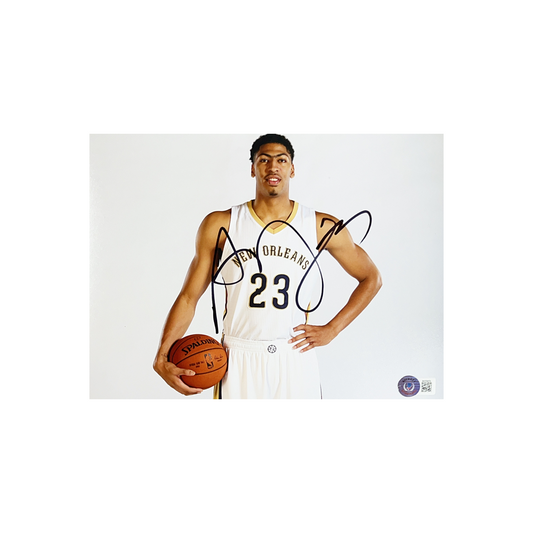 Anthony Davis Autographed New Orleans Pelicans 8x10 Beckett