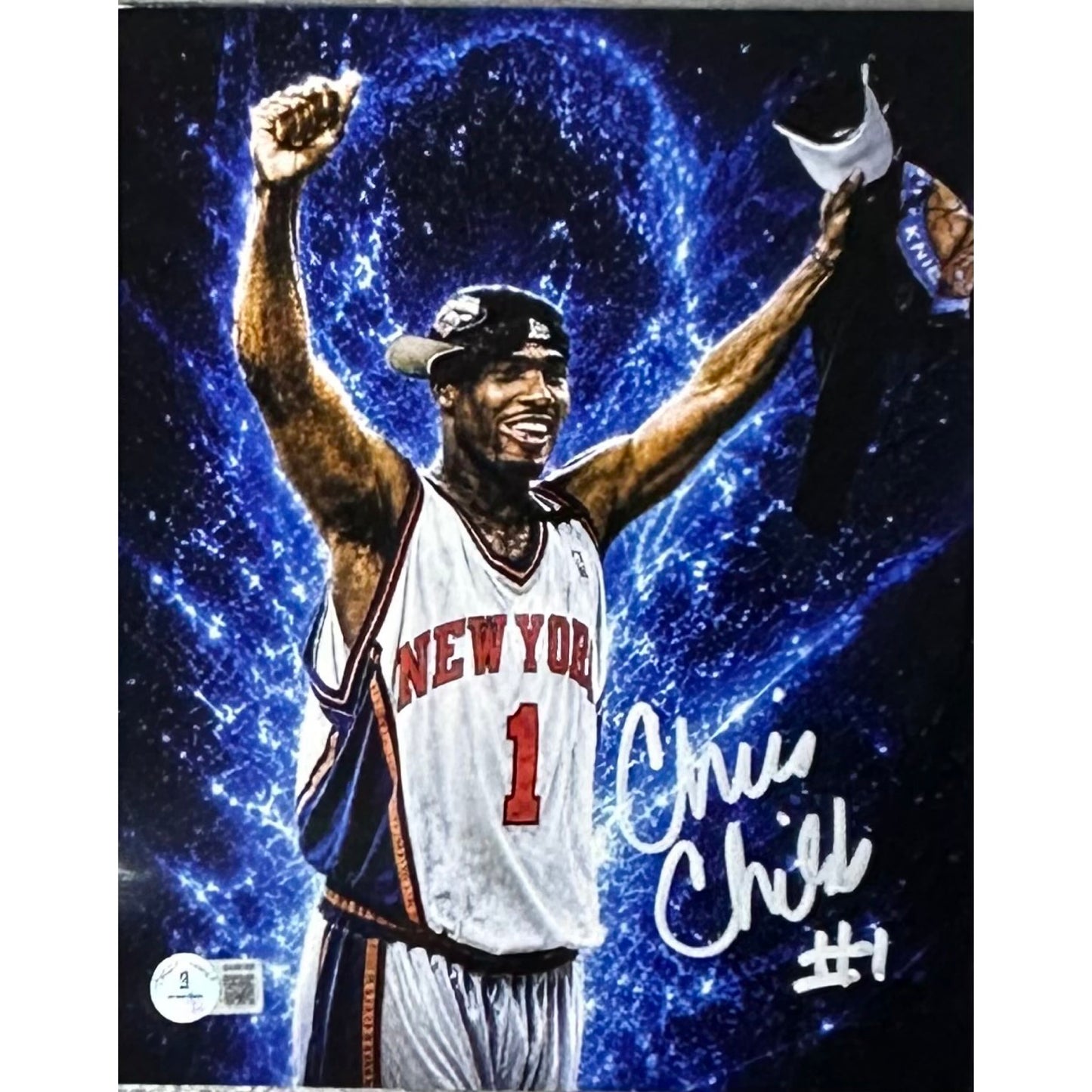 Chris Childs Arms Up Blue Background 8x10 Beckett BAS
