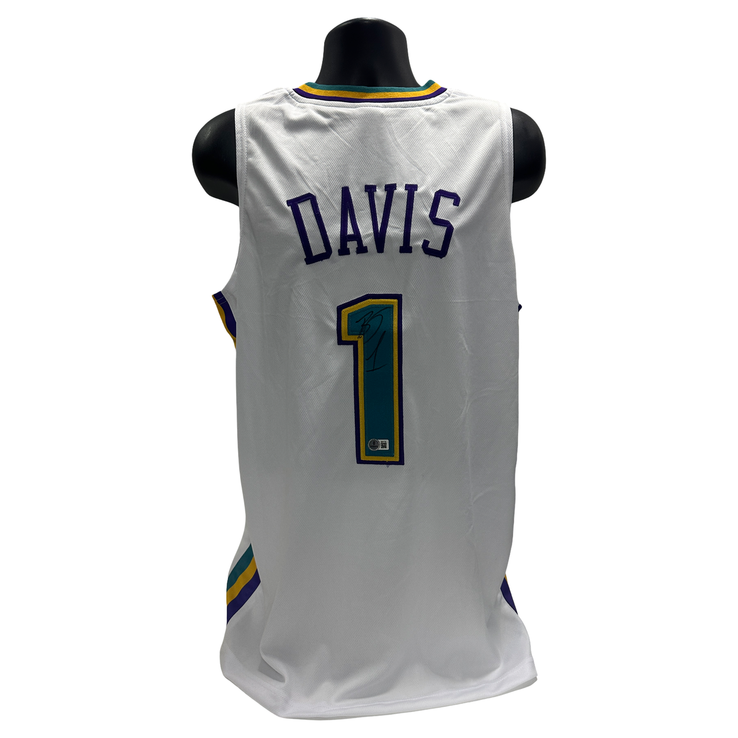 Baron Davis Autographed New Orleans Hornets White Jersey Beckett BAS