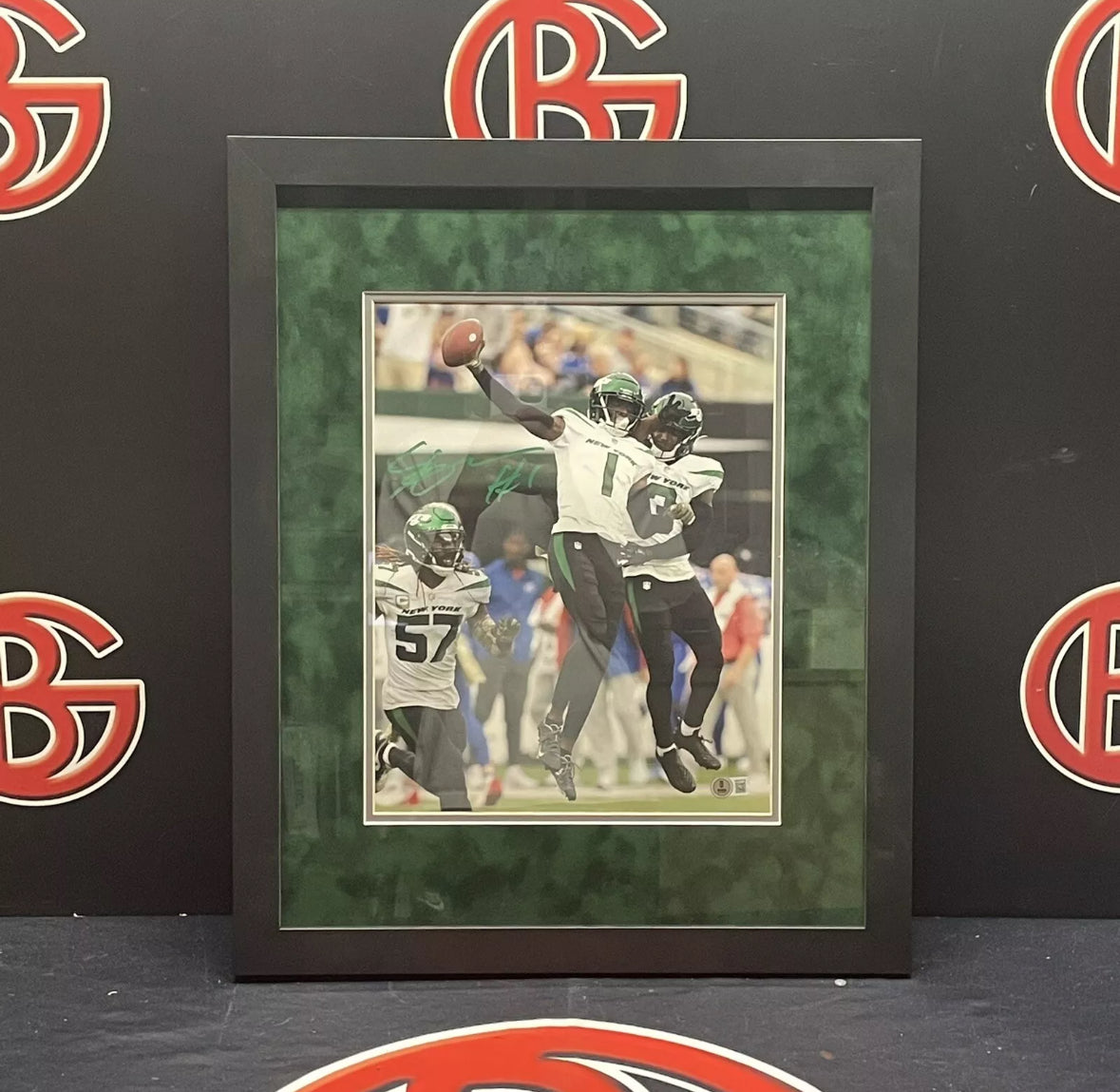 Sauce Gardner Autographed New York Jets Air Jump 11x14 Beckett