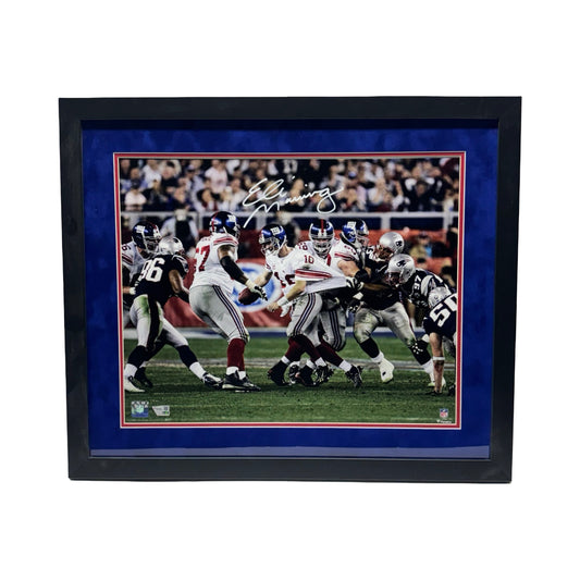 Eli Manning Autographed New York Giants Escape Framed 16x20 Beckett