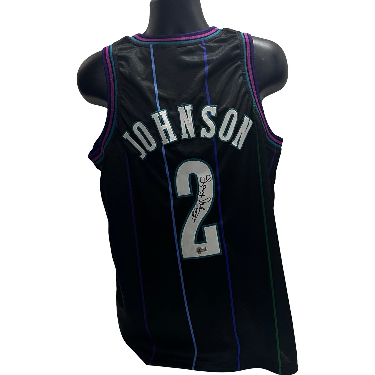 Larry Johnson Autographed Charlotte Hornets Black Pinstripe Jersey Beckett
