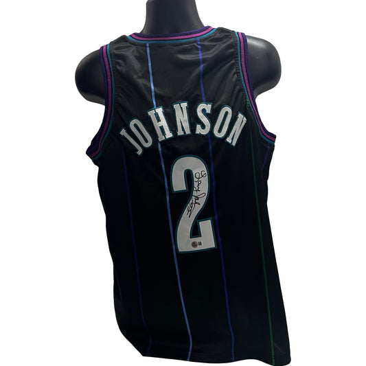 Larry Johnson Autographed Charlotte Hornets Black Pinstripe Jersey Beckett