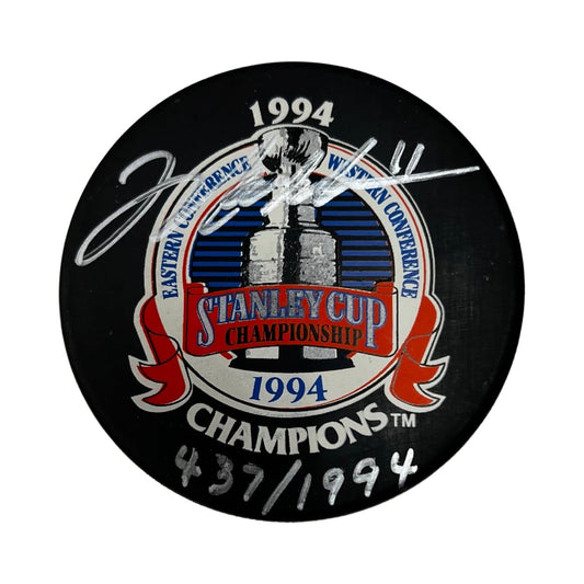 Mark Messier Autographed New York Rangers Stanley Cup Logo Puck Beckett