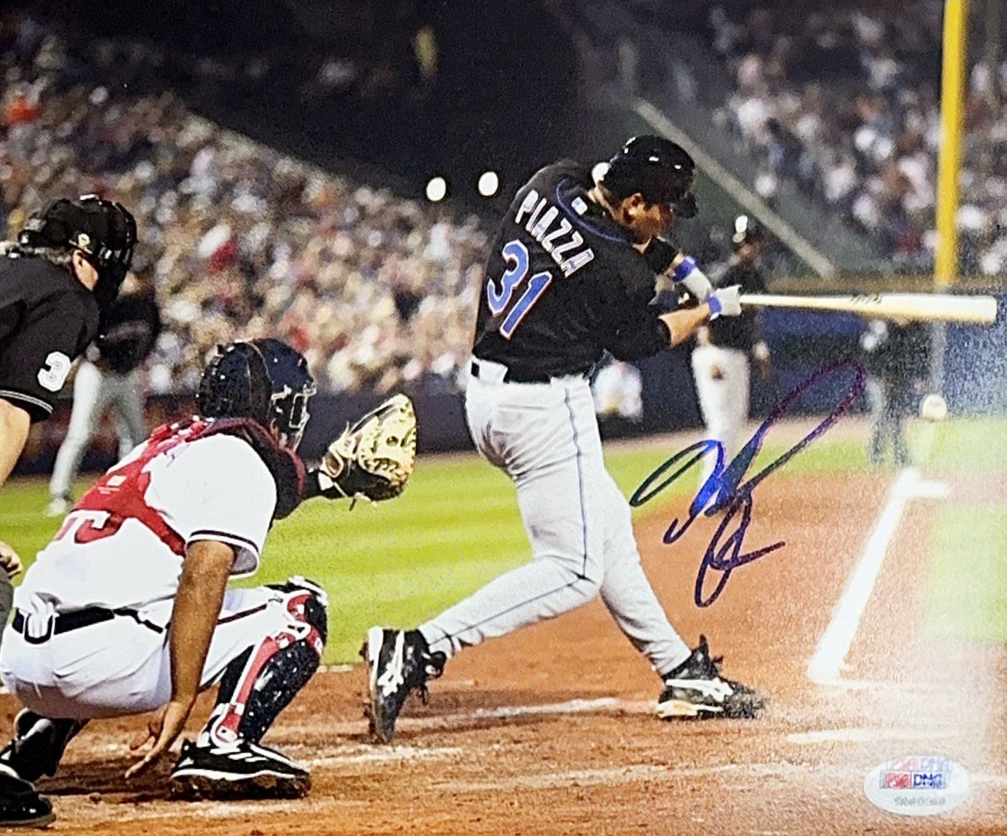 Mike Piazza Autographed New York Mets 8x10 Swinging PSA