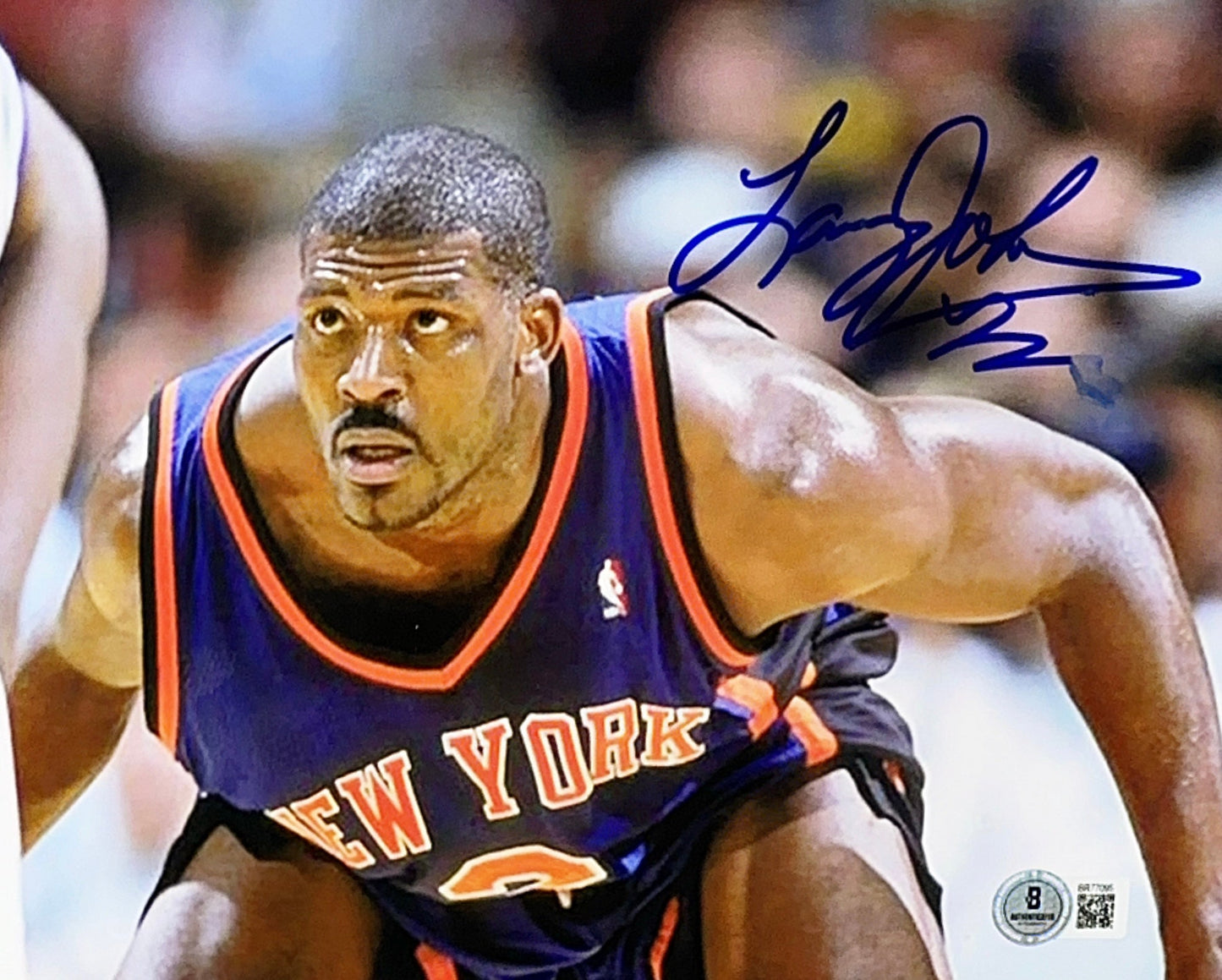 Larry Johnson Autographed New York Knicks Defensive Stance Horizontal 8x10 Beckett