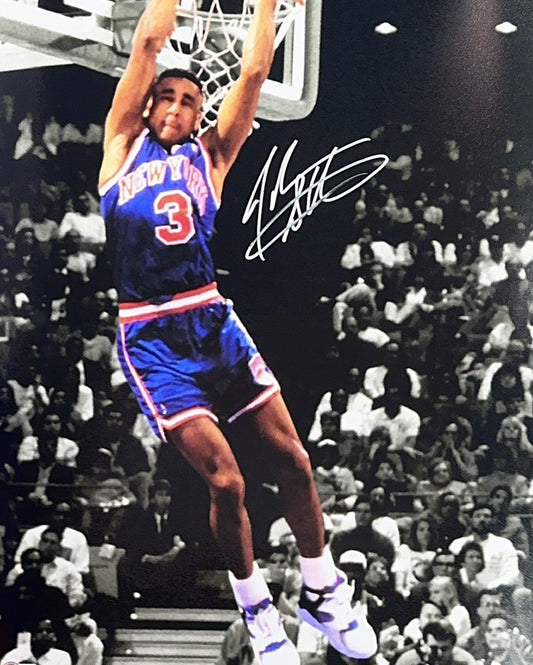 John Starks Autographed New York Knicks Spotlight Dunk 16x20 Beckett BAS