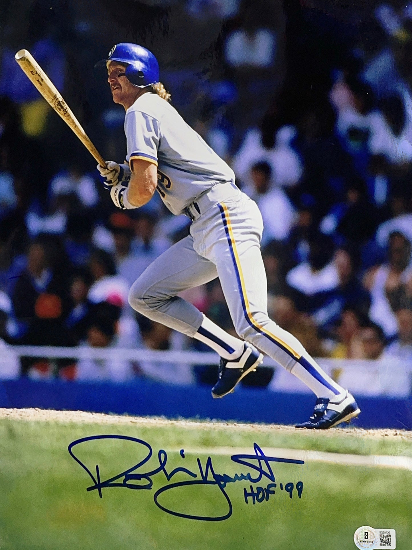 Robin Yount Autographed Milwaukee Brewers Grey Jersey Run 11x14 Photo Beckett