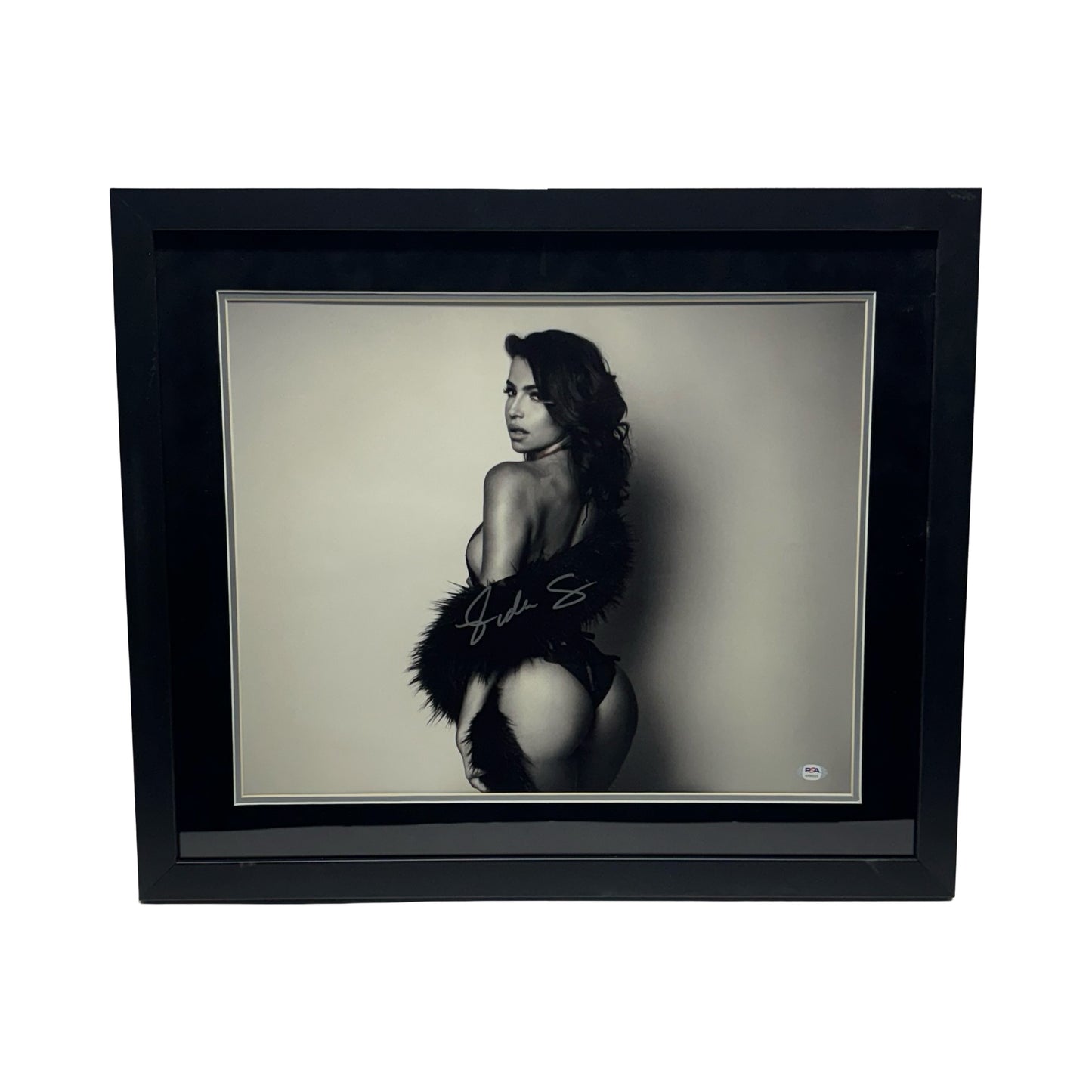 Vida Guerra Autographed Black and White Photo Framed 16x20 PSA