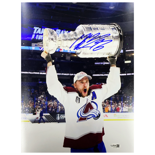 Gabriel Landeskog Autographed Colorado Avalanche Horizontal 11x14 Photo JSA
