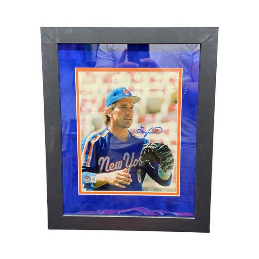Gary Carter Autographed New York Mets Catch 8x10 Beckett - Framed