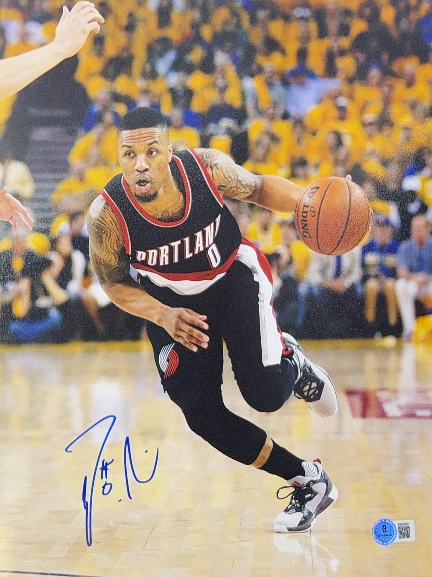 Damian Lillard Autographed Portland Trailblazers Dribbling 11x14 Beckett