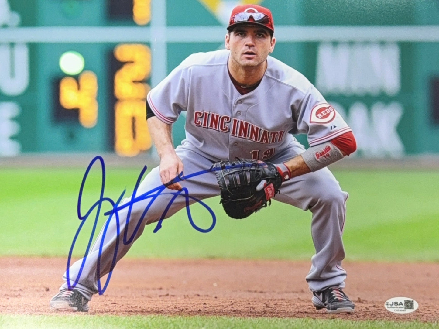 Joey Votto Autographed Cincinnati Reds Fielding 11x14 JSA