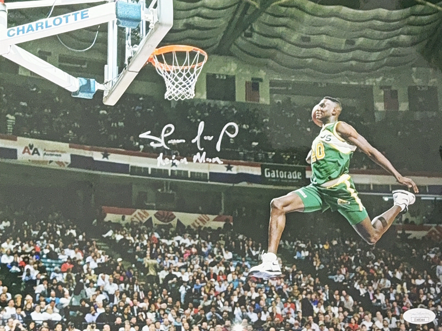 Shawn Kemp Autographed Seattle SuperSonics Dunking "Rain Man" 11x14 JSA