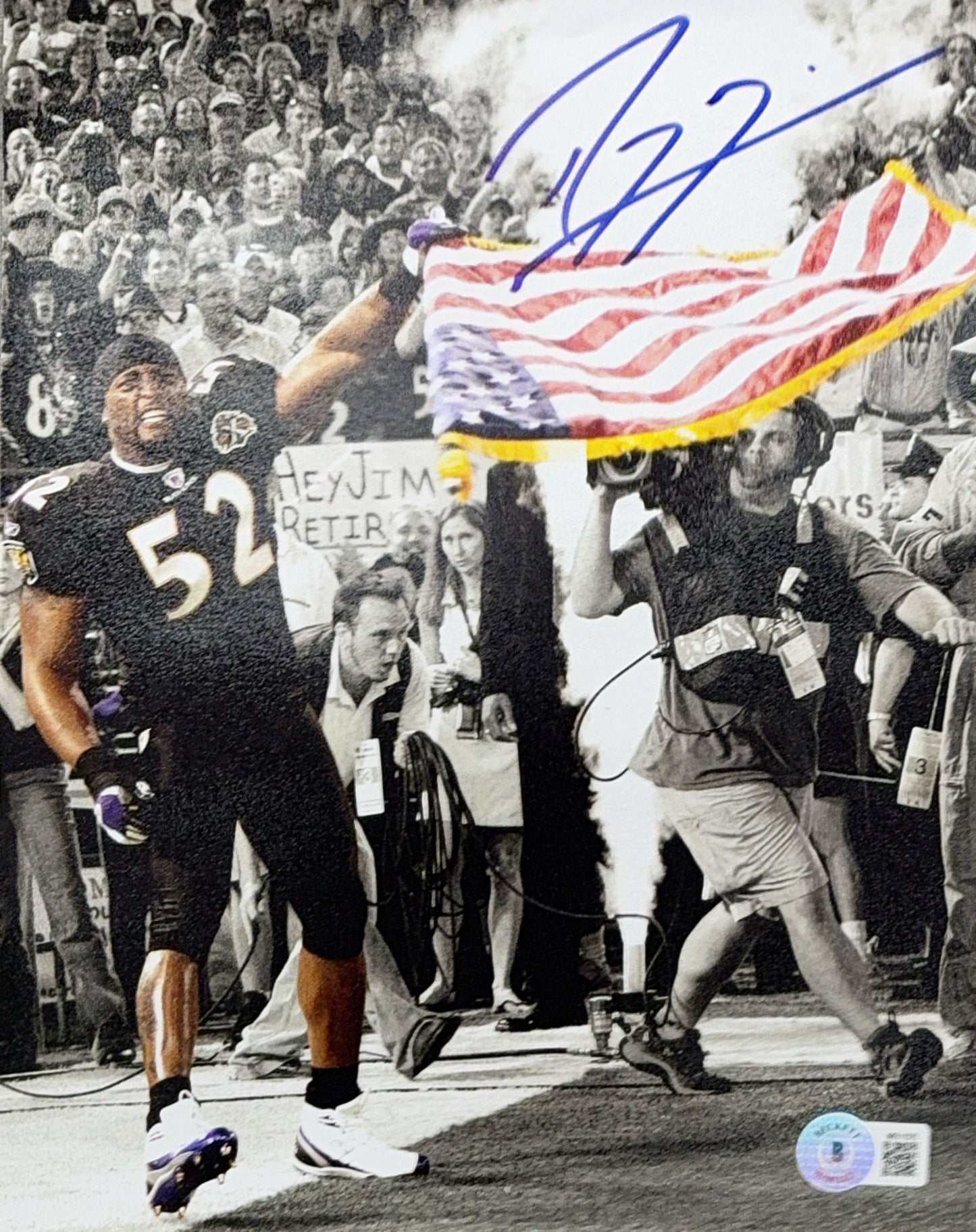Ray Lewis Autographed Baltimore Ravens Holding Flag 8x10 Beckett
