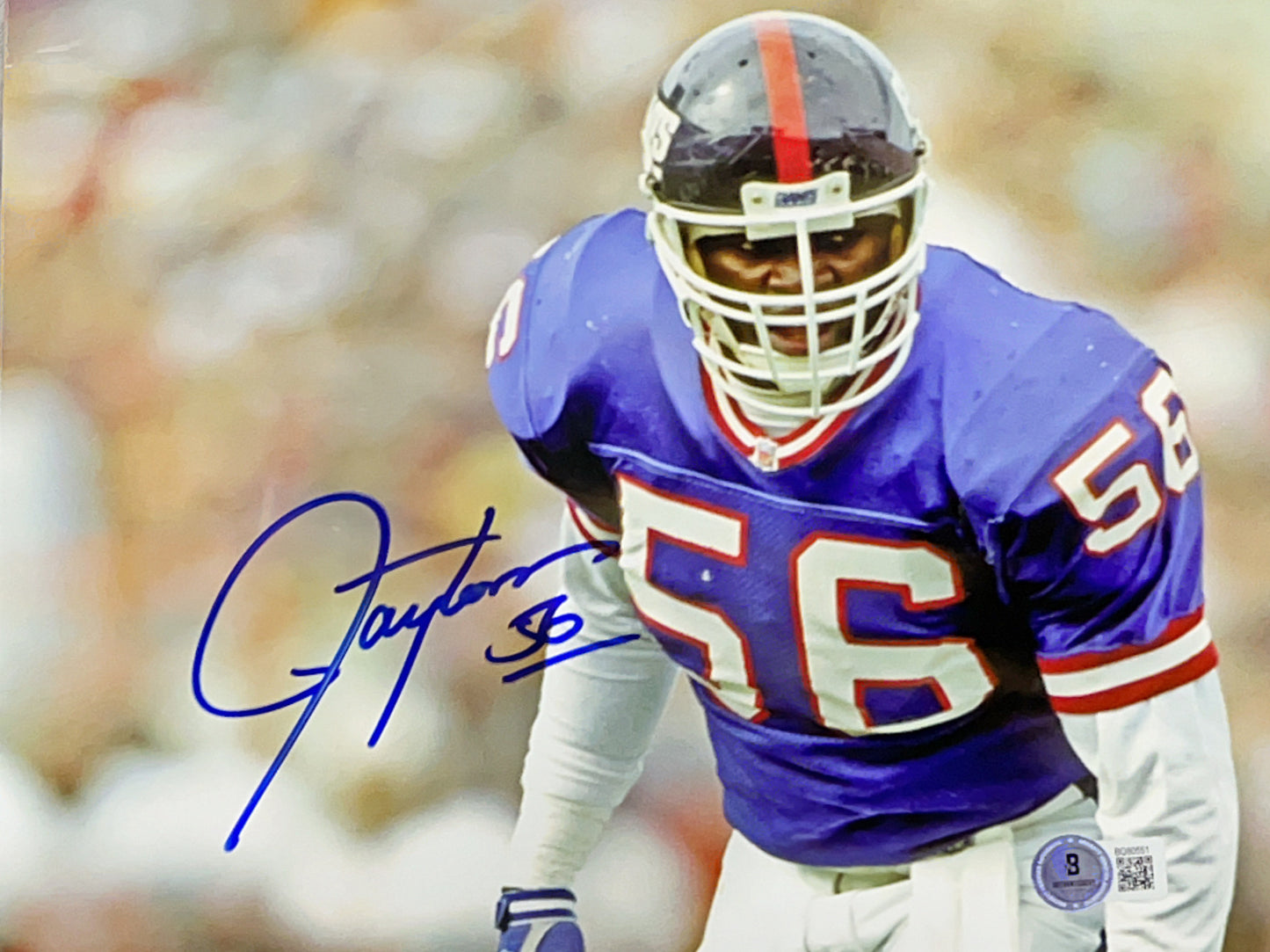 Lawrence Taylor Autographed Close Up 8x10 Beckett