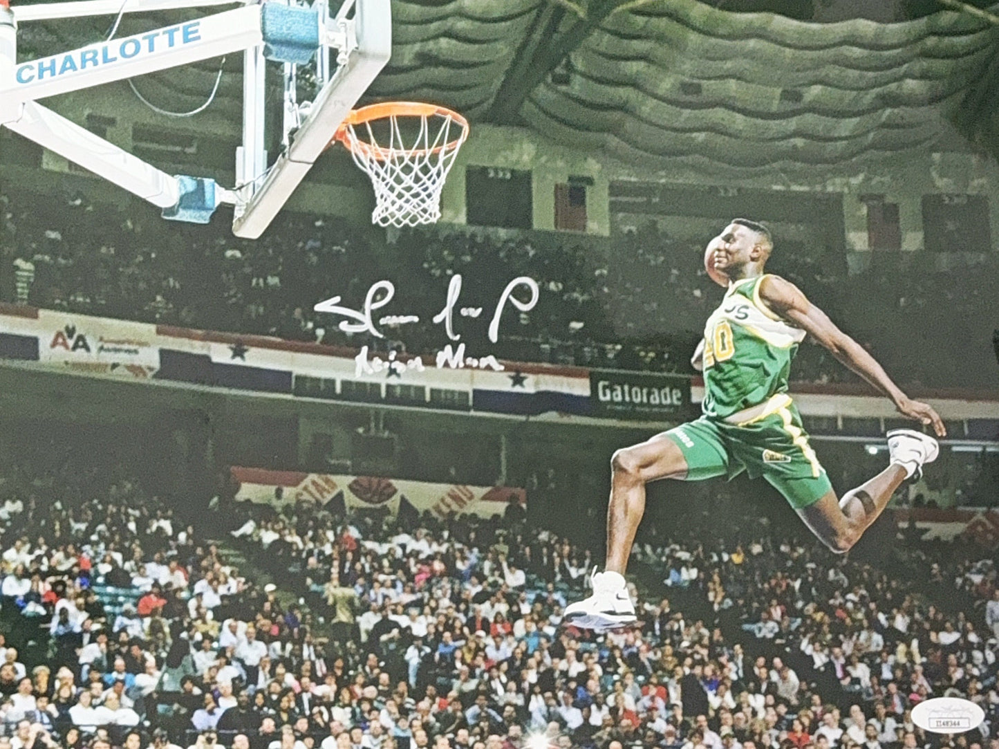 Shawn Kemp Autographed Seattle SuperSonics Dunking "Rain Man" 11x14 JSA