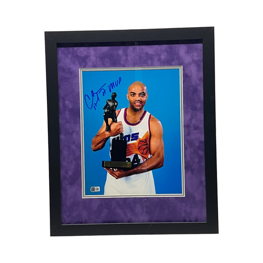 Charles Barkley Autographed Phoenix Suns Holding Trophy 11x14 Beckett - Framed
