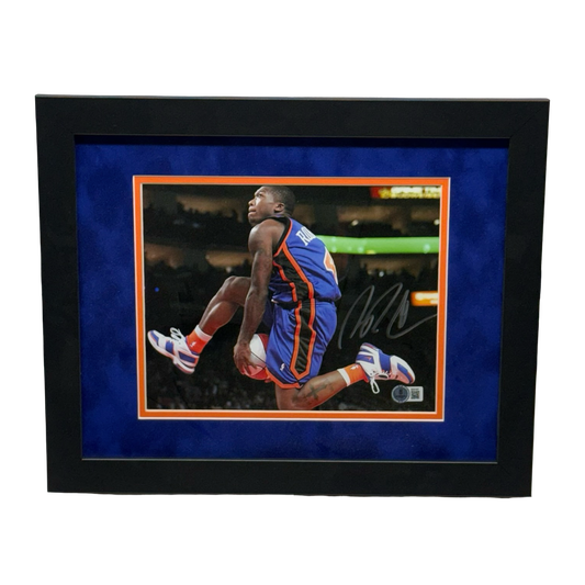 Nate Robinson Autographed New York Knicks Horizontal Between The Legs Dunk Silver Ink 8x10 Beckett - Framed