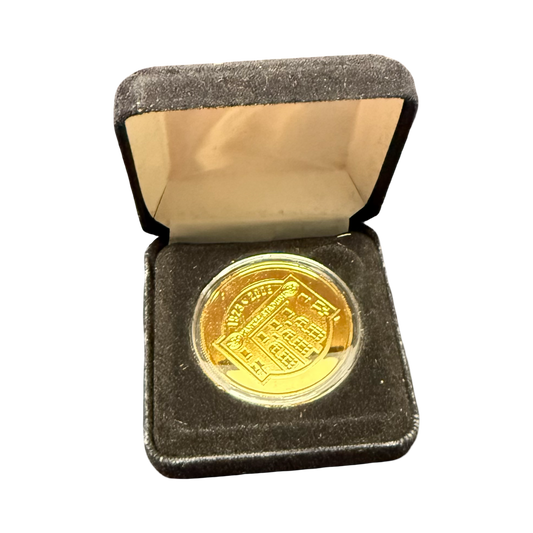 New York Yankees Stadium Final Seasons Coin Medallion Highland Mint 1923-2009