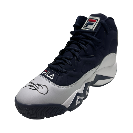 Sammy Sosa Autographed Chicago Cubs MB Navy Right Sneaker Beckett