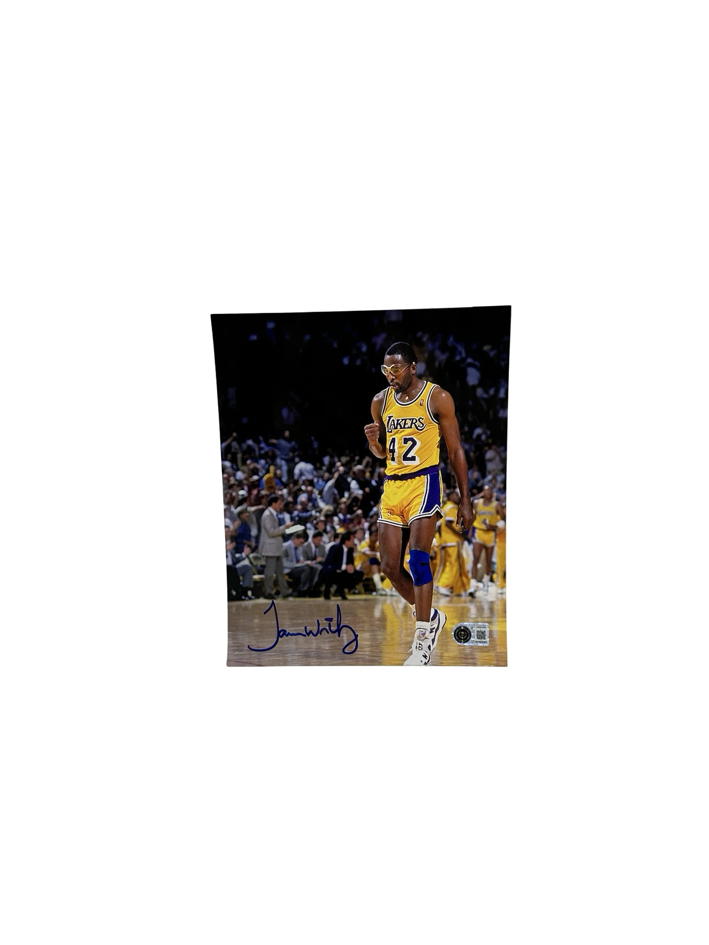James Worthy 8X10 Lakers Fist Pump Beckett BAS