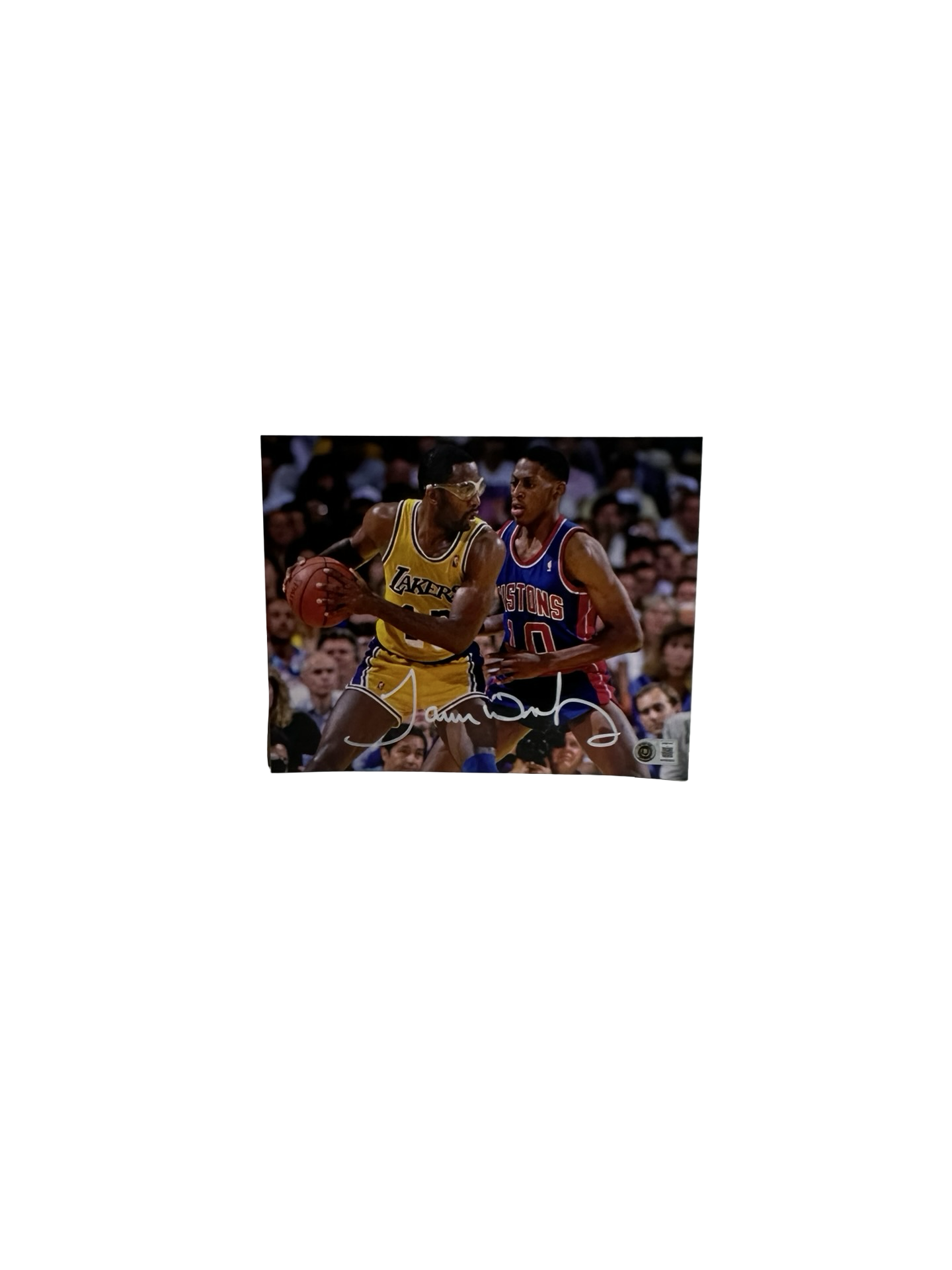 James Worthy 8X10 Lakers Horizontal vs Pistons Beckett BAS