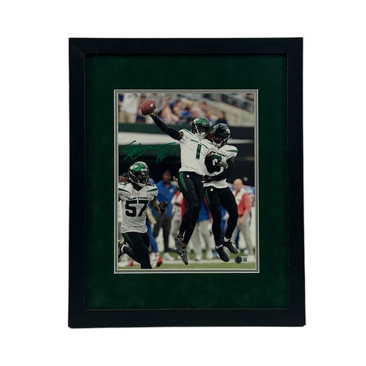 Sauce Gardner Autographed New York Jets Air Jump 11x14 Beckett - Framed