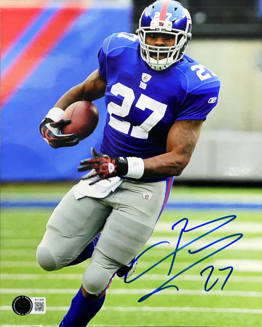 Brandon Jacobs Autographed New York Giants Vertical Run 8x10 Photo Beckett BAS