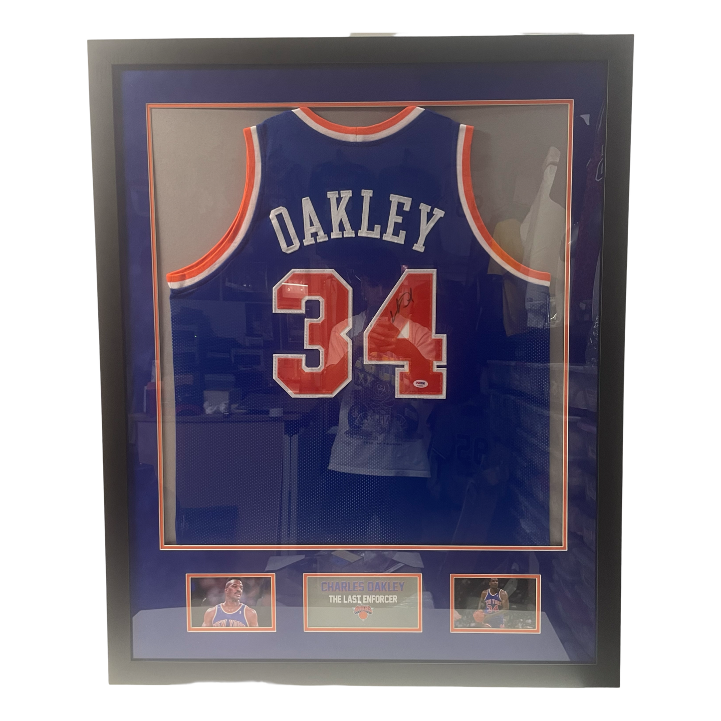 Charles Oakley Autographed New York Knicks Framed Blue Jersey PSA