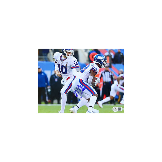 Wayne Gallman Autographed New York Giants Eli Handoff 8x10 Beckett
