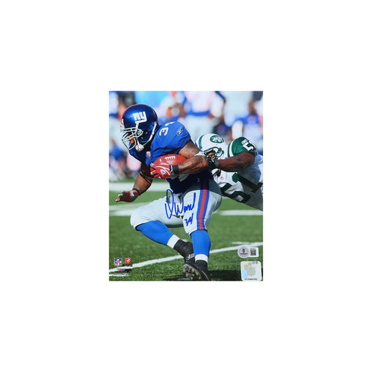 Derrick Ward Autographed New York Giants Close Up 8x10 Beckett