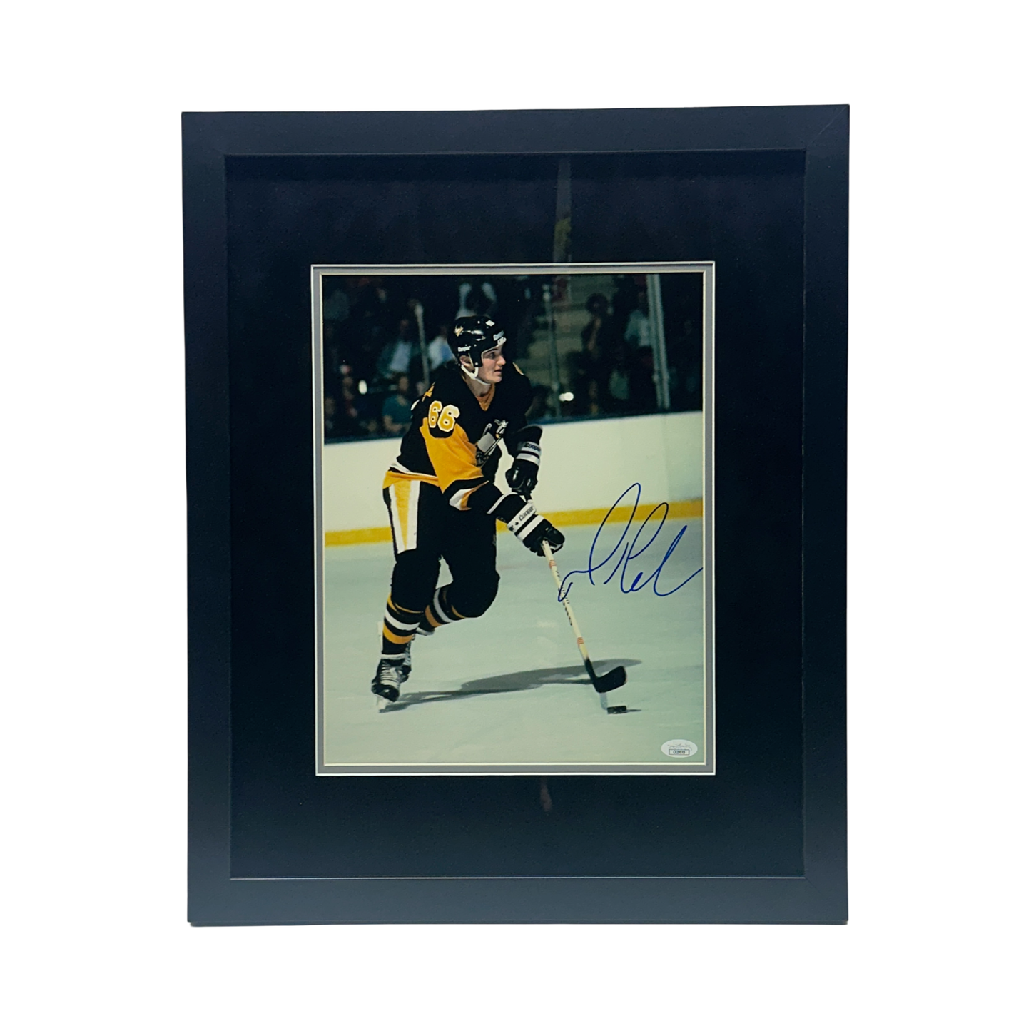Mario Lemieux Autographed Pittsburg Penguins Black Jersey Stick on Ice Vertical 11x14 JSA - Framed