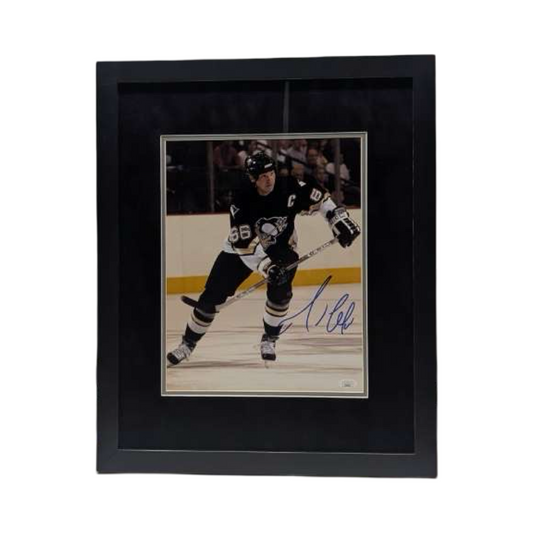 Mario Lemieux Autographed Pittsburg Penguins Black Jersey Stick Up Vertical 11x14 JSA - Framed