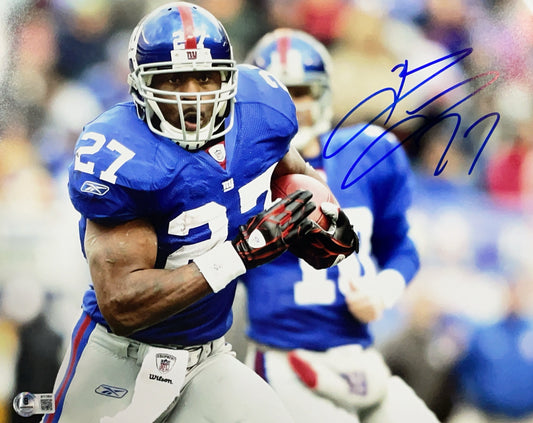 Brandon Jacobs Autographed New York Giants Horizontal Run 11x14 Photo Beckett BAS