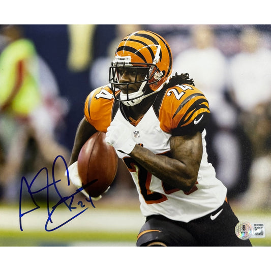 Adam PacMan Jones Cincinnati Bengals White Jersey Running Autograph 8x10 Photo Beckett BAS