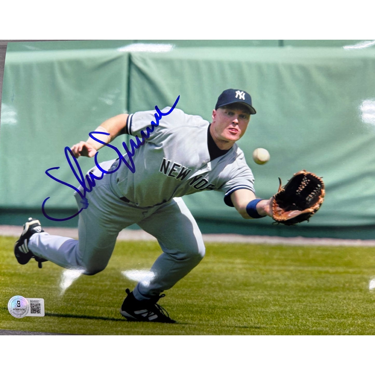 Shane Spencer New York Yankees Autographed Photo Diving catch 8x10 Beckett BAS