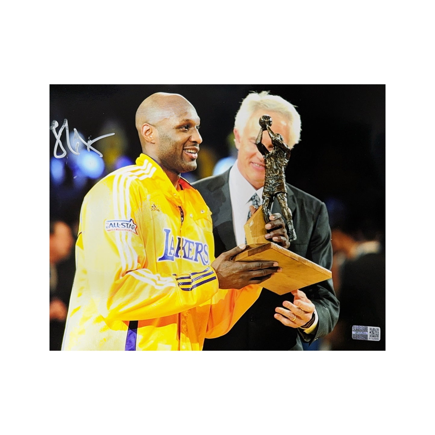 Lamar Odom Autographed Los Angeles Lakers 6th Man Award 8x10 Steiner CX